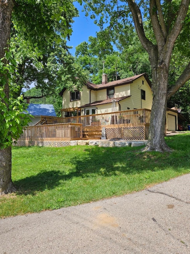 123 Main St, Genoa, WI 54632 - photo 5