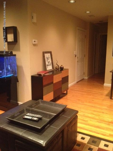 22 Francine Ct unit B, Staten Island, NY 10306 - photo 5