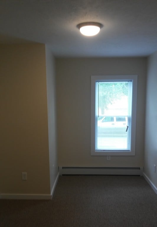 59 Chestnut St unit 1F, Chicopee, MA 01013 - photo 5