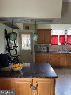 22 W Elbon Rd, Brookhaven, PA 19015 - photo 4