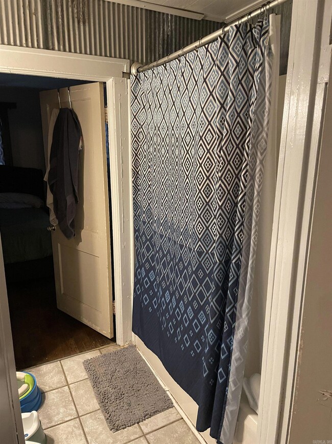 905 S Lowe St, Stuttgart, AR 72160 - photo 7