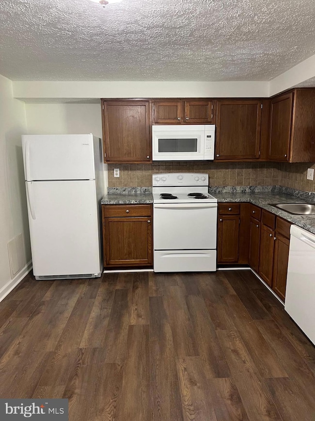 65 Vanderbilt Ct, Sicklerville, NJ 08081 - photo 4