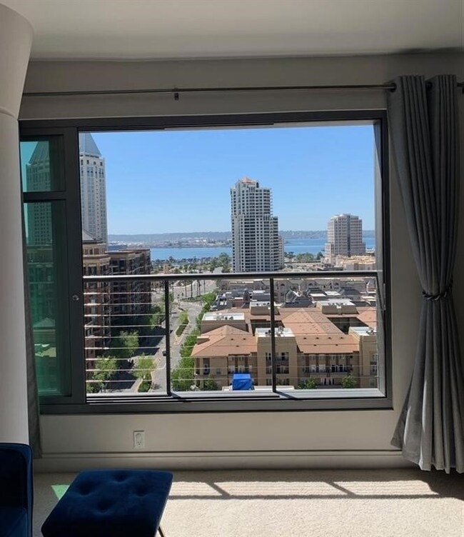 Renaissance, San Diego, CA 92101 - photo 5