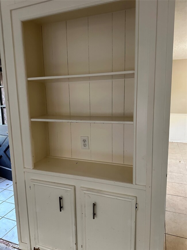 2610 Leichester Dr, Spring, TX 77386 - photo 7