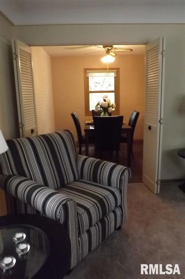 3602 N Linwood Ave, Davenport, IA 52806 - photo 6