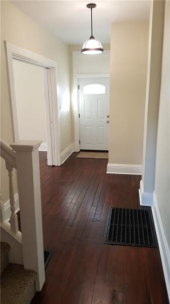 Very open entry