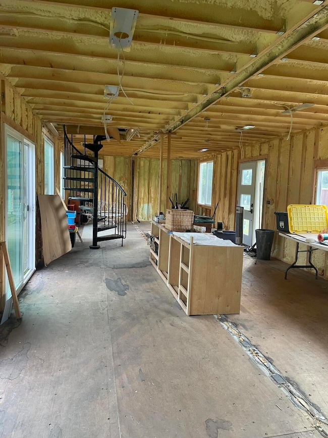 7767 Warren Woods Rd, Three Oaks, MI 49128 - photo 4