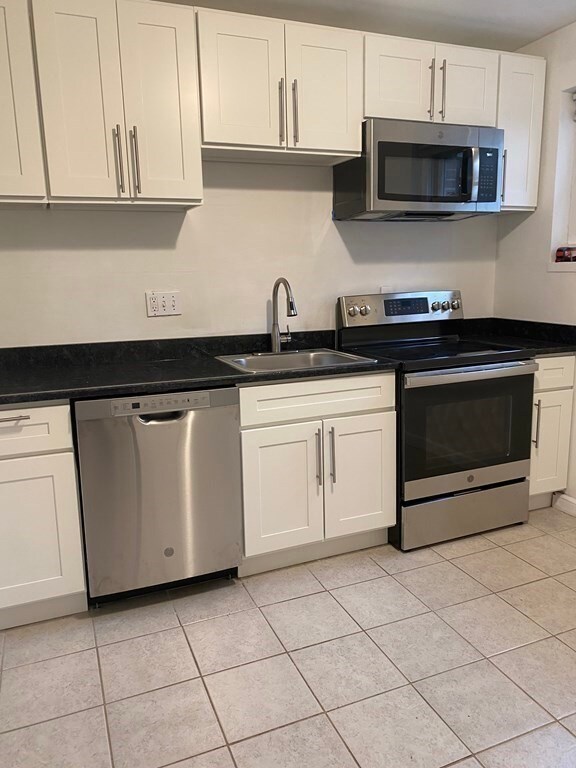 73 Norwood Ave unit 1, Newton Center, MA 02459 - photo 5