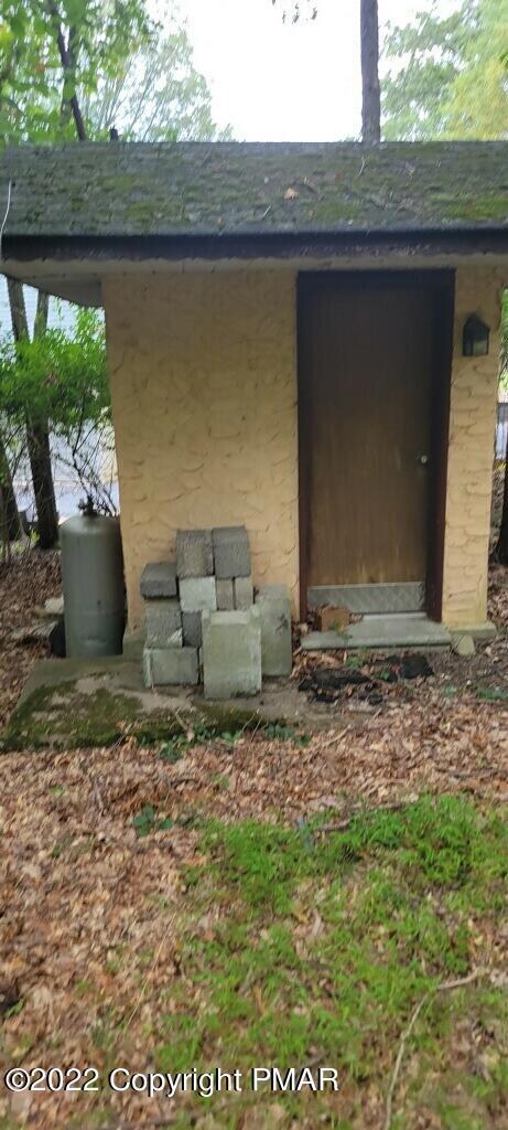 1410 Silver Maple Rd, Effort, PA 18330 - photo 4