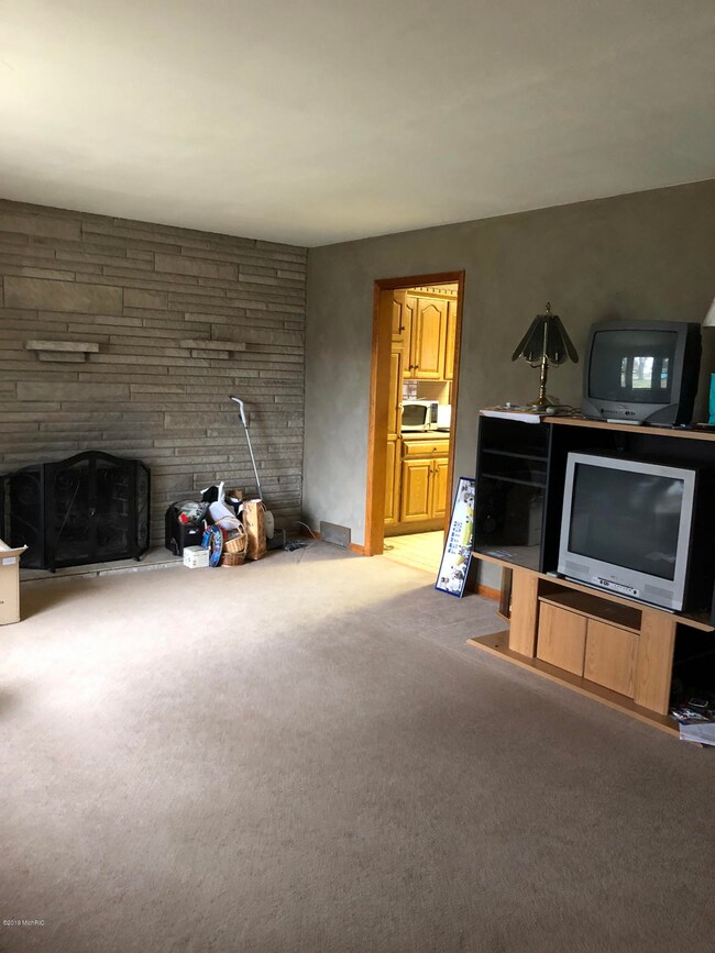 1510 Sheridan Ave, Niles, MI 49120 - photo 2