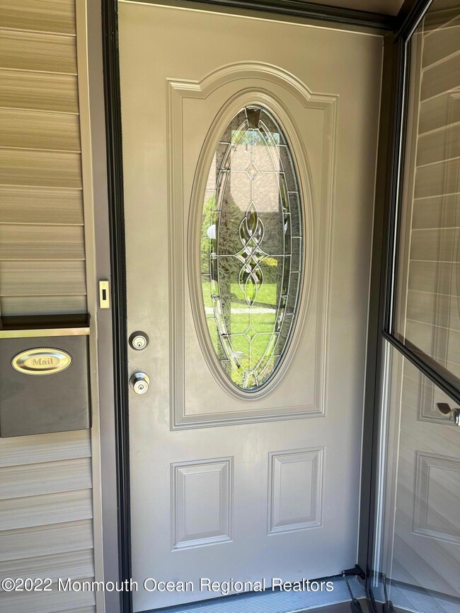 20 Hanover Ct, Red Bank, NJ 07701 - photo 3