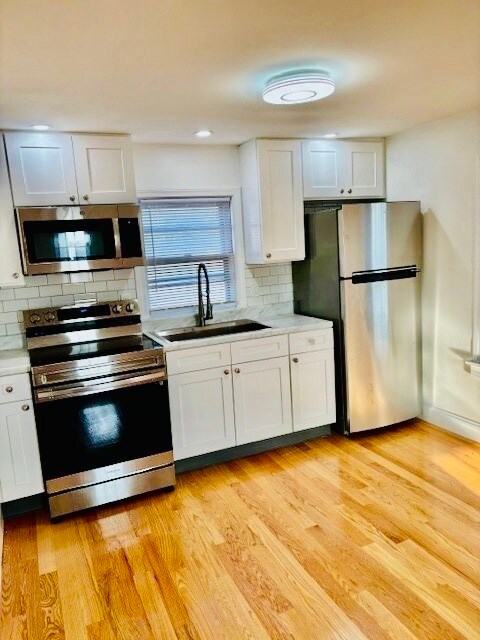 19 Sagamore Terrace unit 2, Hull, MA 02045 - photo 2