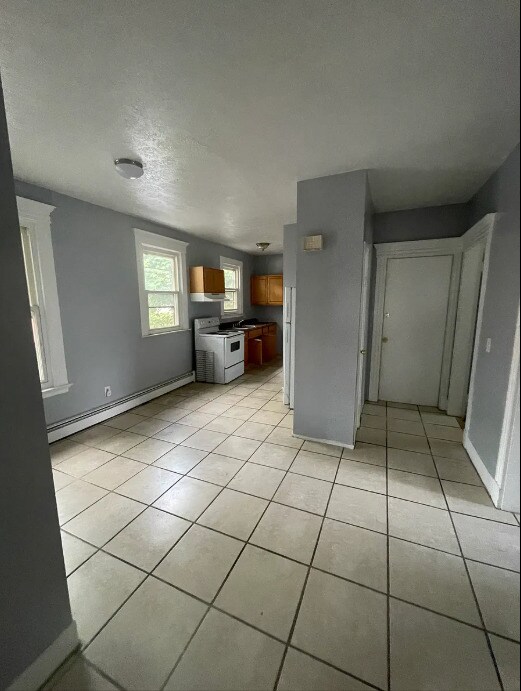 414 Dixwell Ave unit 2, New Haven, CT 06511 - photo 4