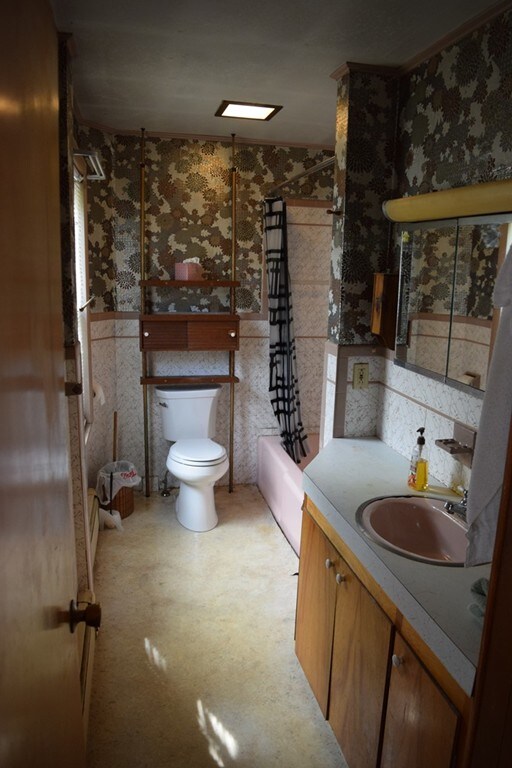 56 Danforth St, Taunton, MA 02780 - photo 6