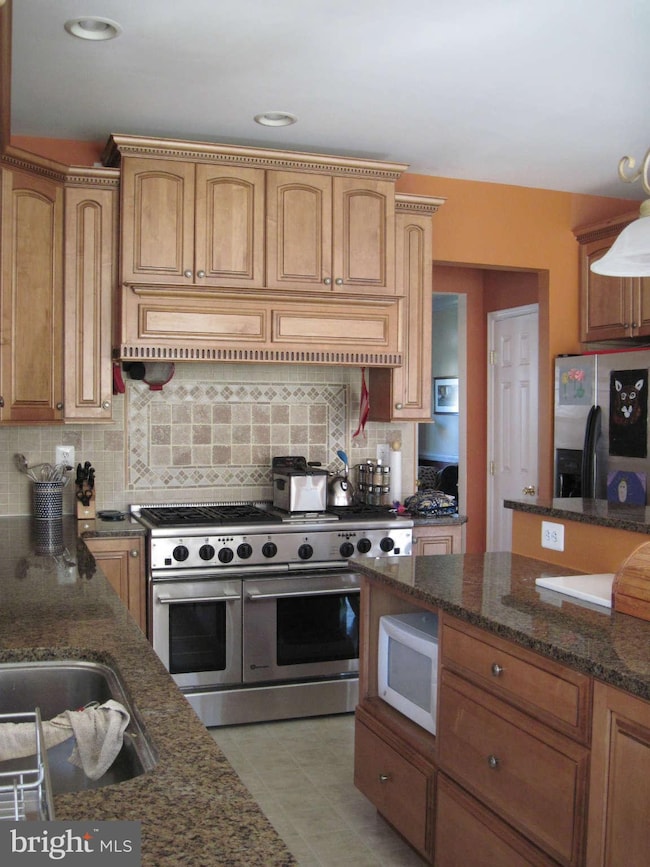 2045 Barakat Ct, Huntingtown, MD 20639 - photo 4