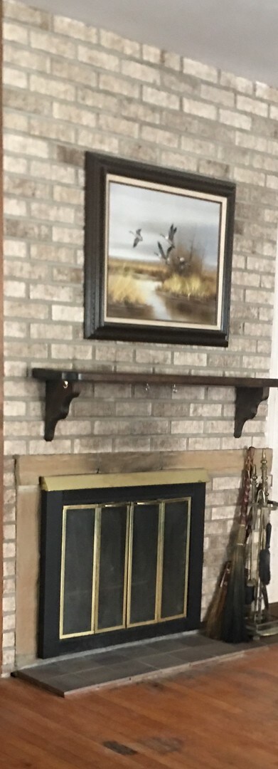 919 Webster Ln, Des Plaines, IL 60016 - photo 5