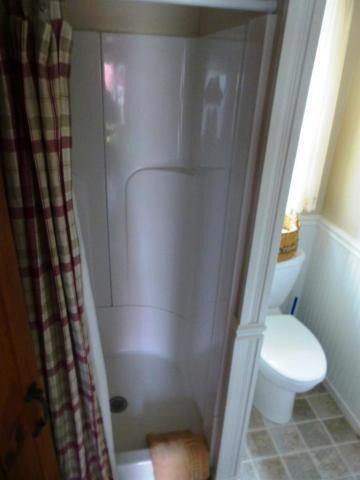 1706 Rt6A bathroom 2
