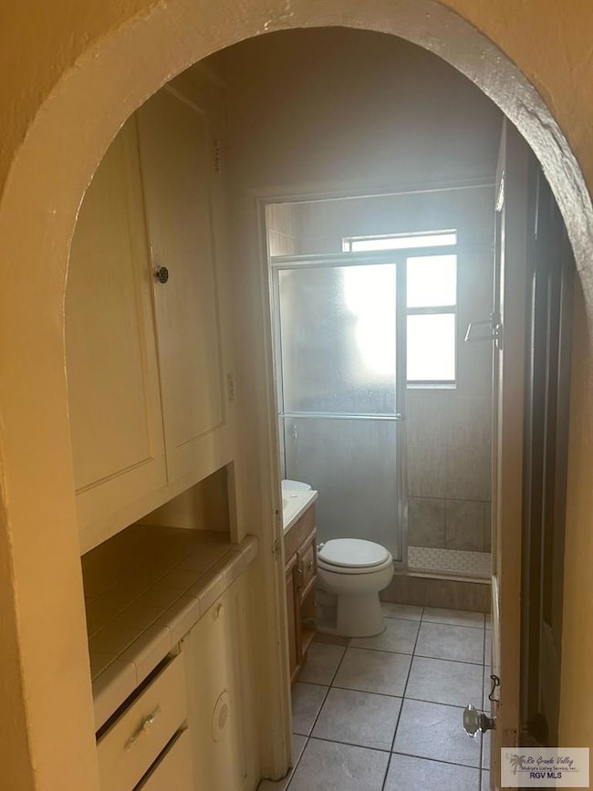 250 W 8th St unit 2 AND 5, Brownsville, TX 78520 - photo 2