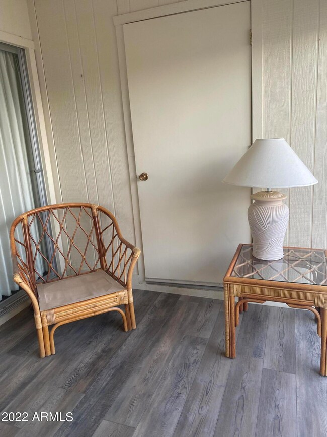 13810 N Newcastle Dr, Sun City, AZ 85351 - photo 2