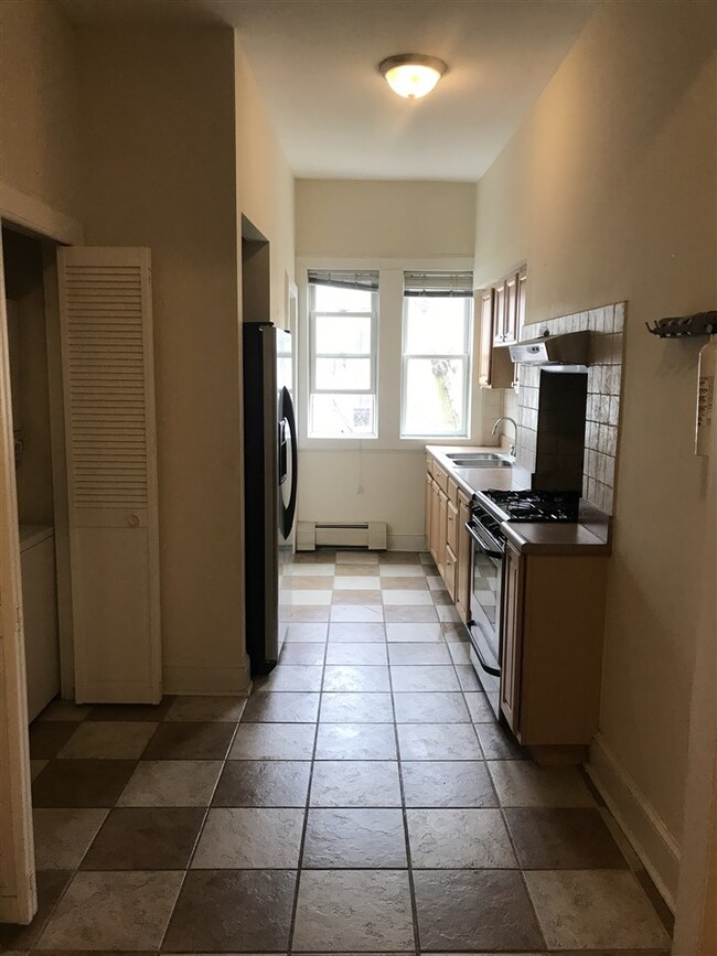 80 Hancock Ave unit 1R, Jersey City, NJ 07307 - photo 7