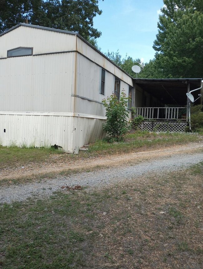 179 Zion Hill Rd, Cookeville, TN 38506 - photo 2