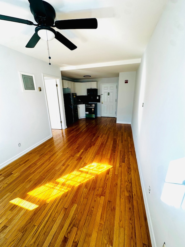 890 W Beech St unit 1A, Long Beach, NY 11561 - photo 3