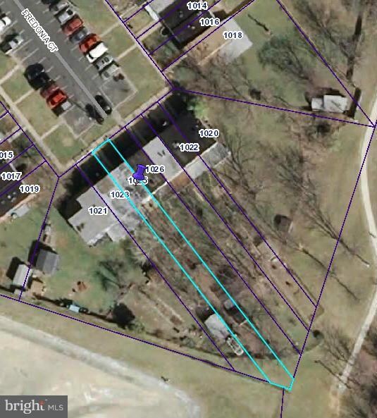 1025 Fredonia Ct, Halethorpe, MD 21227 - photo 2