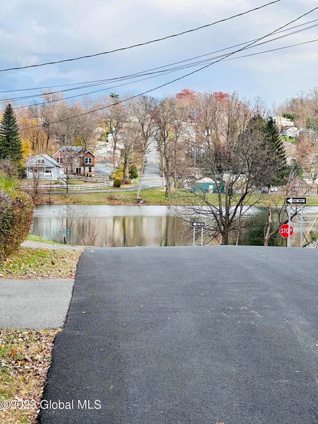 105 Washington Ave W, Rensselaer, NY 12144 - photo 3