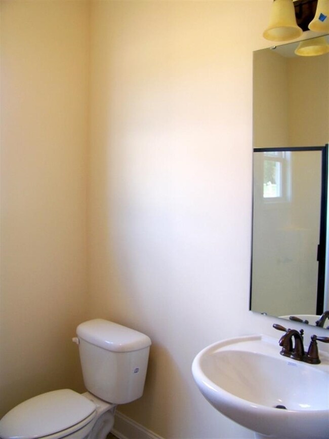 115 Sandy Springs Rd, Aberdeen, NC 28315 - photo 7