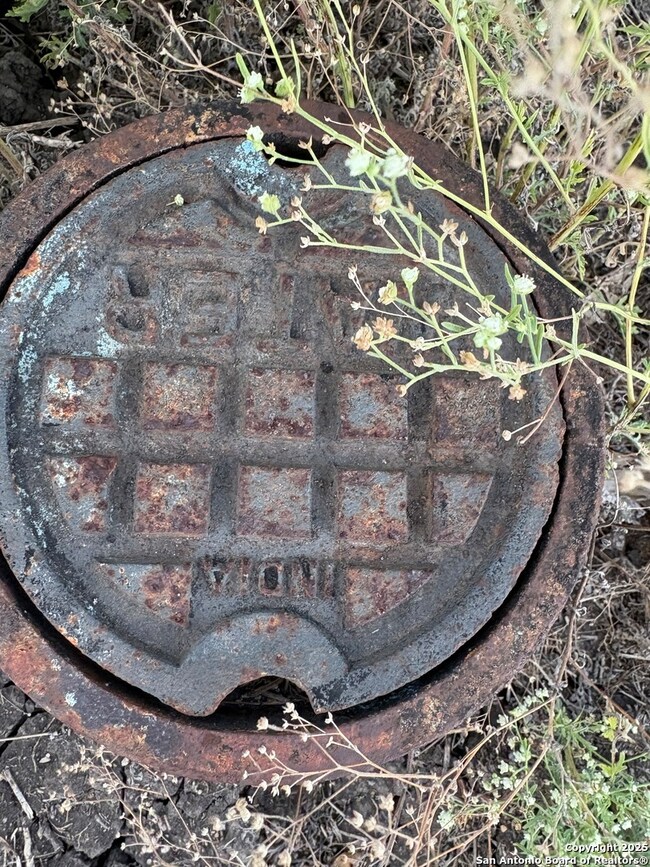 105 Double Creek Loop, Seguin, TX 78155 - photo 7