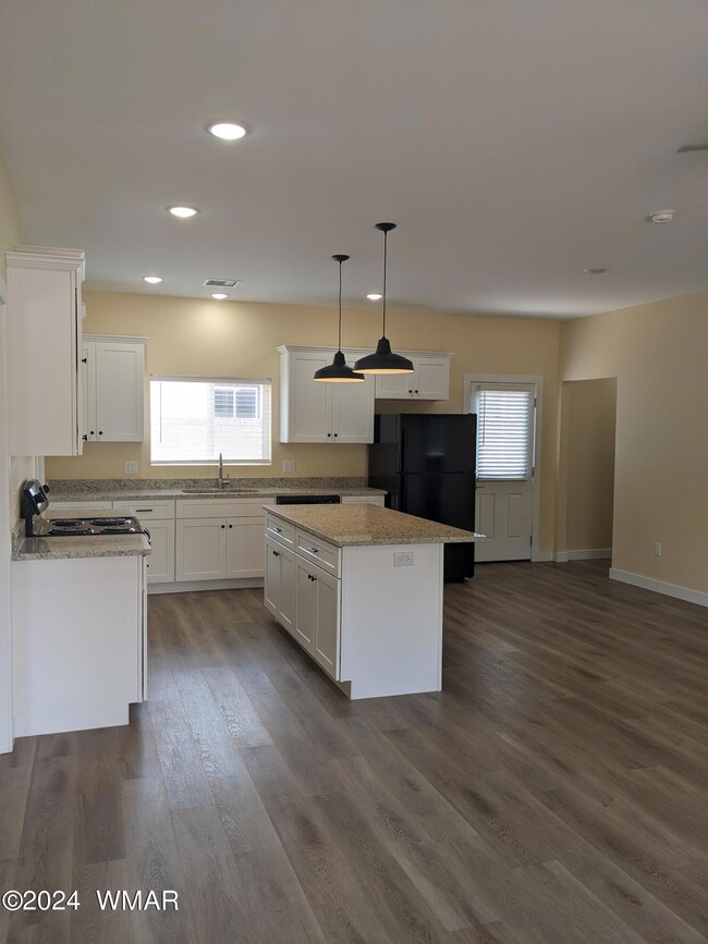 PXL_20240723_213822317