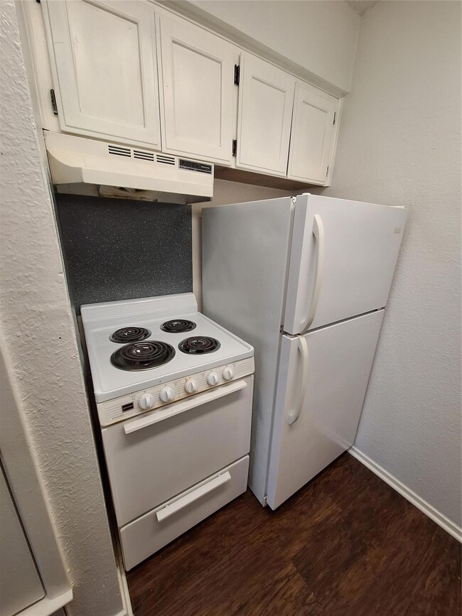 Refrigerator included