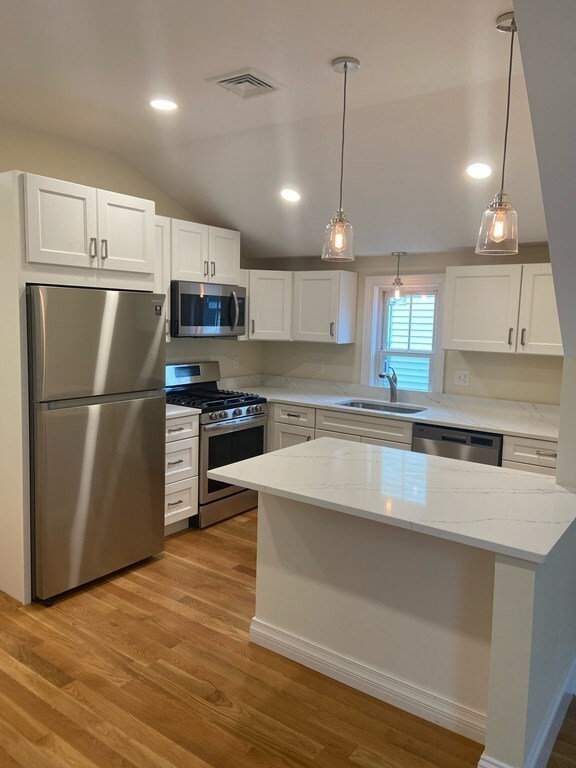 94 Josephine Ave unit 3, Somerville, MA 02144 - photo 3