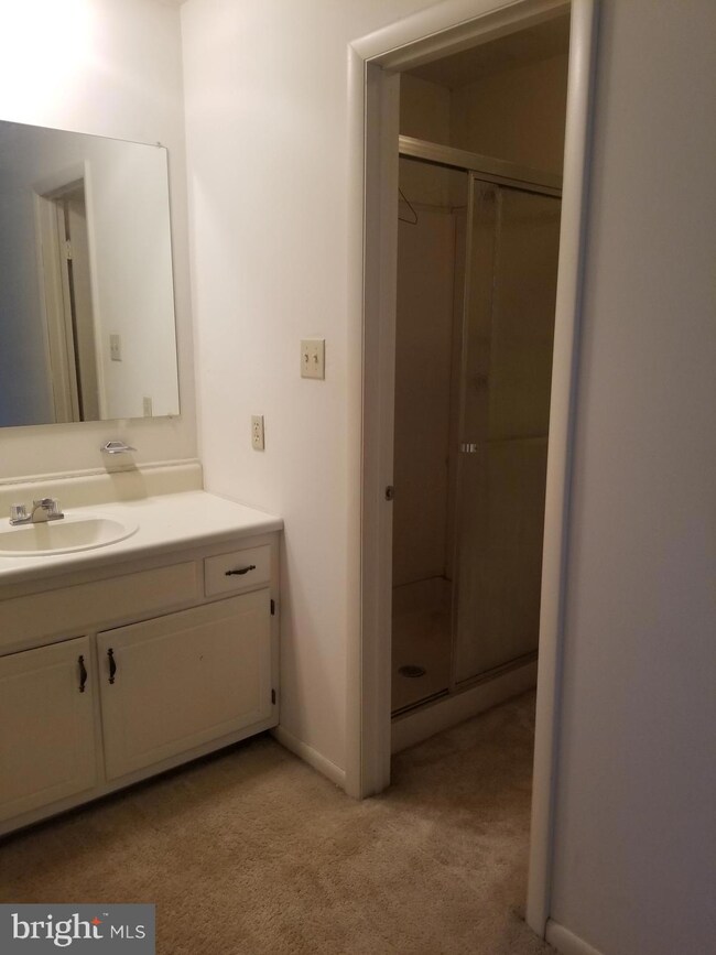 51-6 Holly Dr, Reading, PA 19606 - photo 6