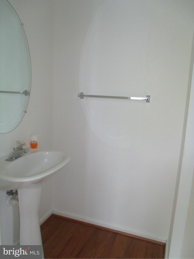 4615 Sherwood Mills Rd, Owings Mills, MD 21117 - photo 4