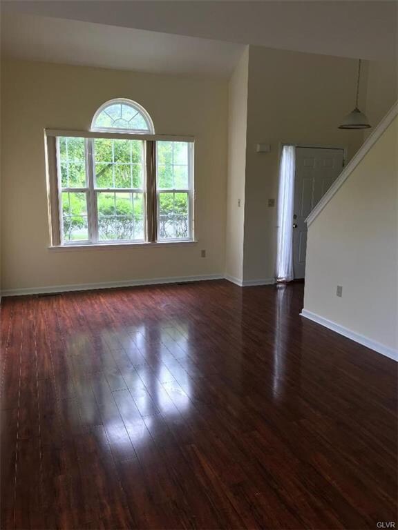 6508 Hickory Rd, Macungie, PA 18062 - photo 3