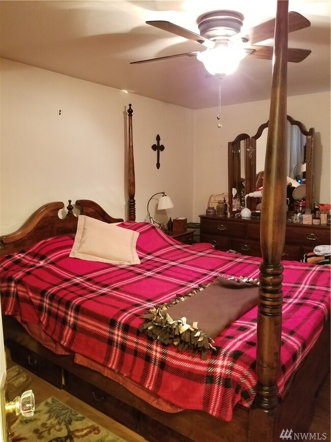 8410 Maplewood Ln, Edmonds, WA 98026 - photo 6