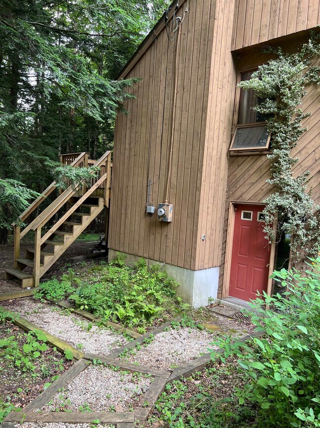 33 Mowing Way, Wilmington, VT 05363 - photo 3