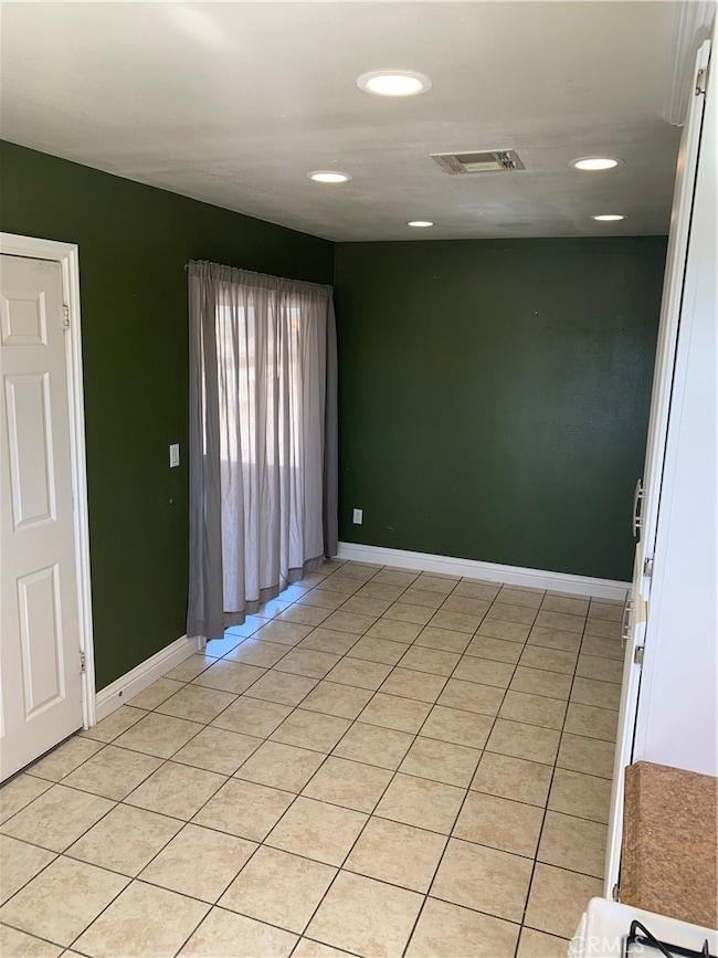 16244 Molino Dr, Victorville, CA 92395 - photo 6