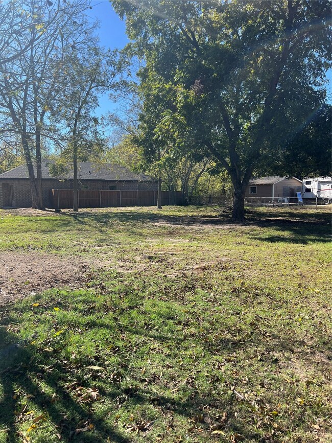 618 Freeman St, Sulphur Springs, TX 75482 - photo 5