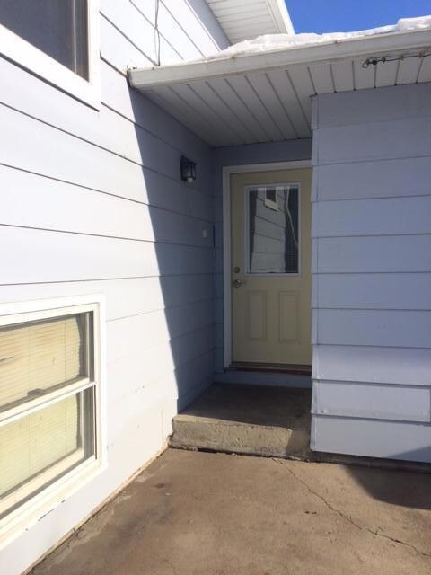 1910 Continental Dr, Grand Forks, ND 58201 - photo 2