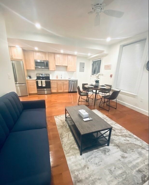 1776 Beacon St unit B, Brookline, MA 02445 - photo 3