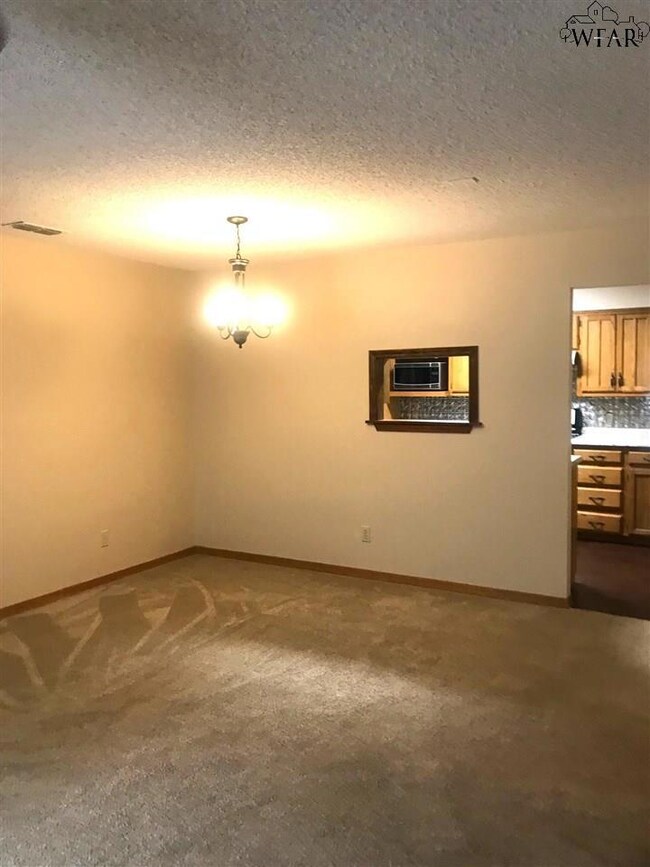 1505 Malcolm Ln, Wichita Falls, TX 76302 - photo 4