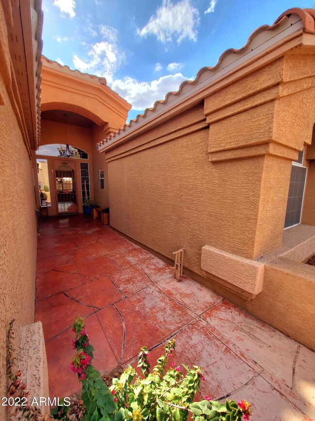 FRONT ENTRY