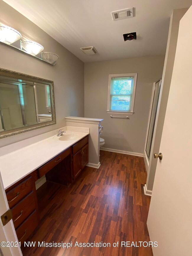 514 Wadsworth Cir unit B, Hernando, MS 38632 - photo 5