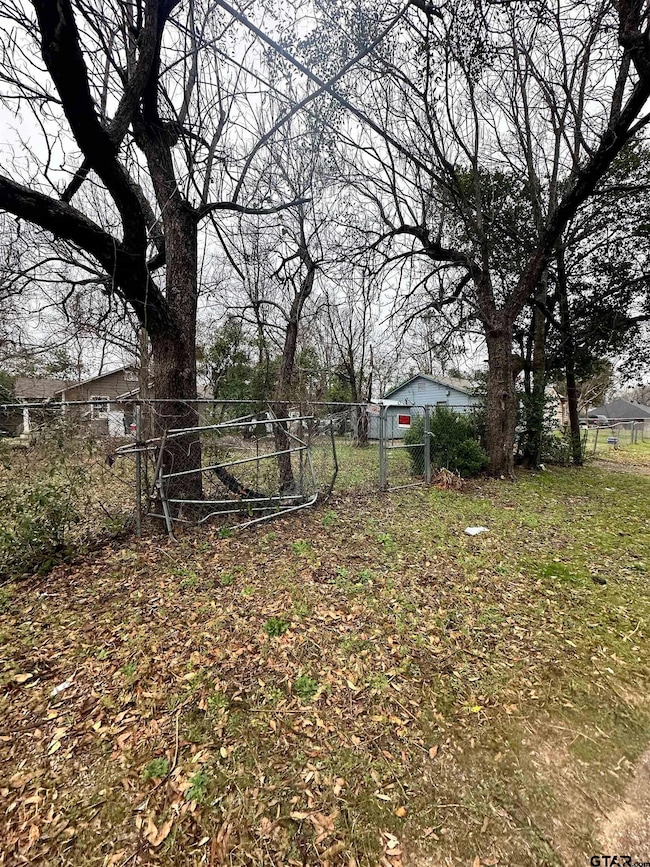 1103 S Academy Ave, Tyler, TX 75701 - photo 3