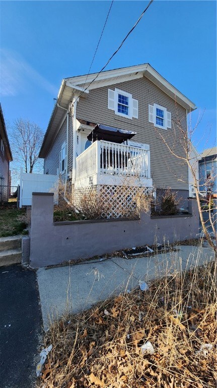 221 Pavilion Ave, Providence, RI 02905 - photo 2