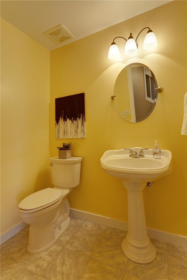 8419 Double Ditch Rd, Lynden, WA 98264 - photo 6