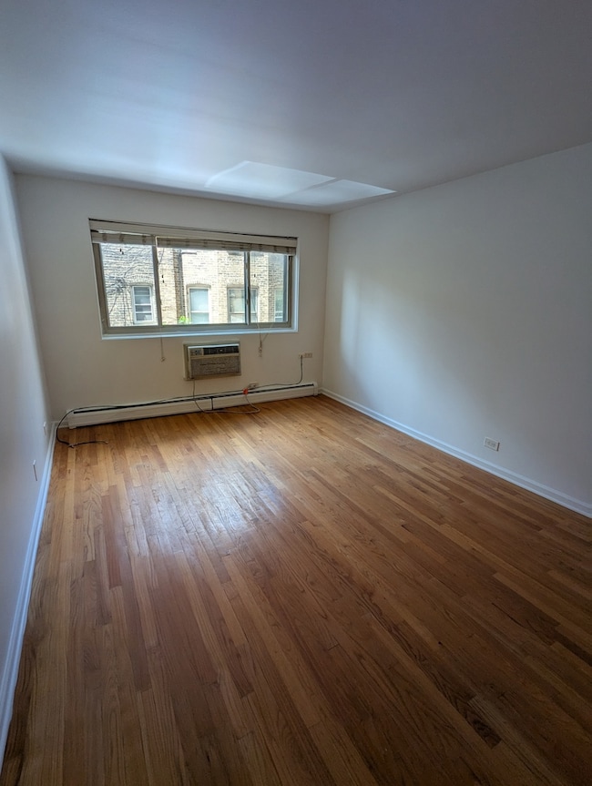 1415 W Lunt Ave unit 207, Chicago, IL 60626 - photo 4