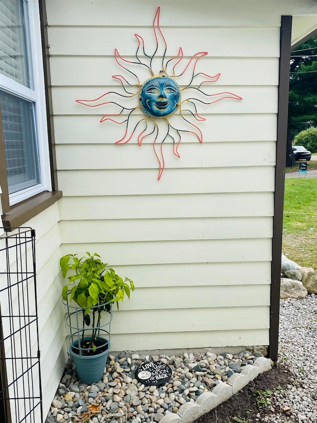 201 Gasoline Aly, Houghton Lake, MI 48629 - photo 7